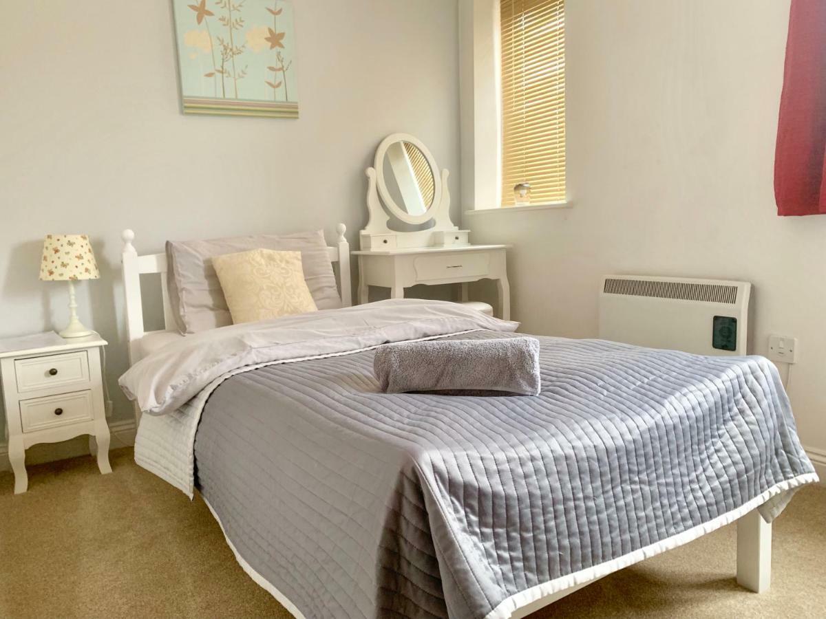 Lahnstein Court Daire Kettering Dış mekan fotoğraf